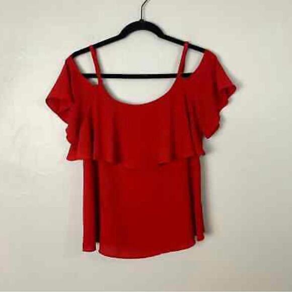 Bobeau crepe RED cold shoulder top - Picture 1 of 5